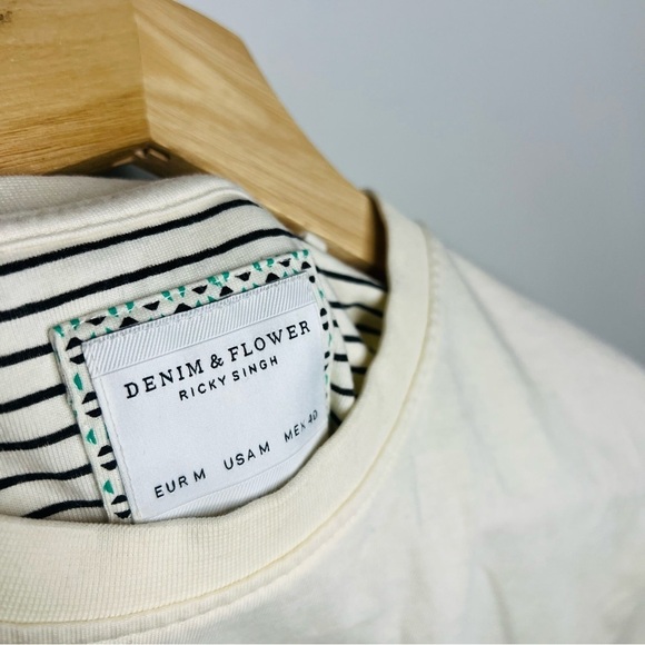 Tennis Society Denim & Flower Graphic Tee Medium - Picture 6 of 9